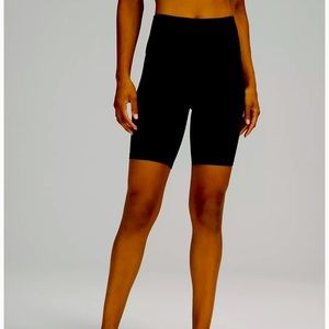 Lulu lemon biker shorts